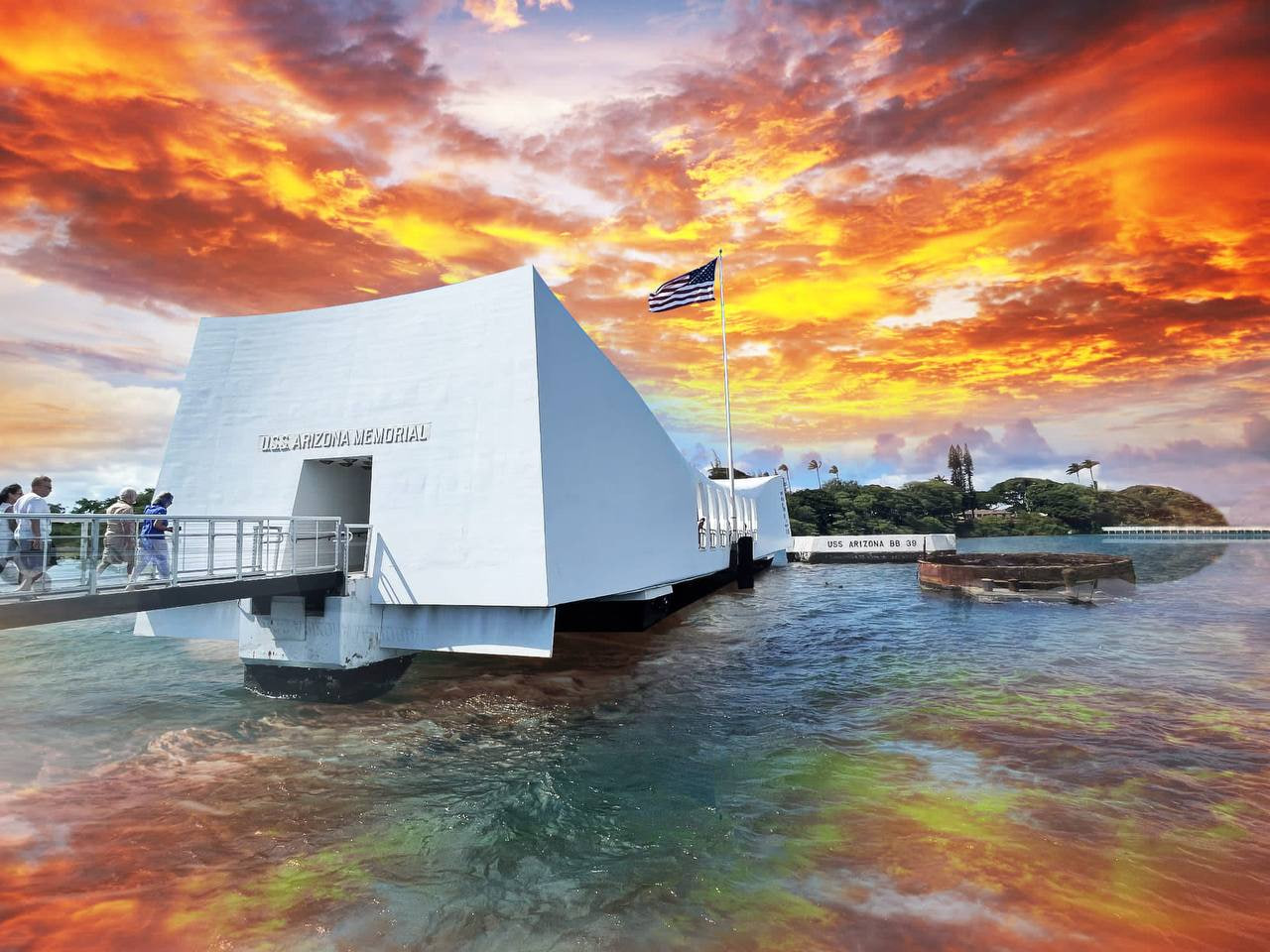 Small Group Pearl Harbor and Oahu Island Tour From Honolulu Airport