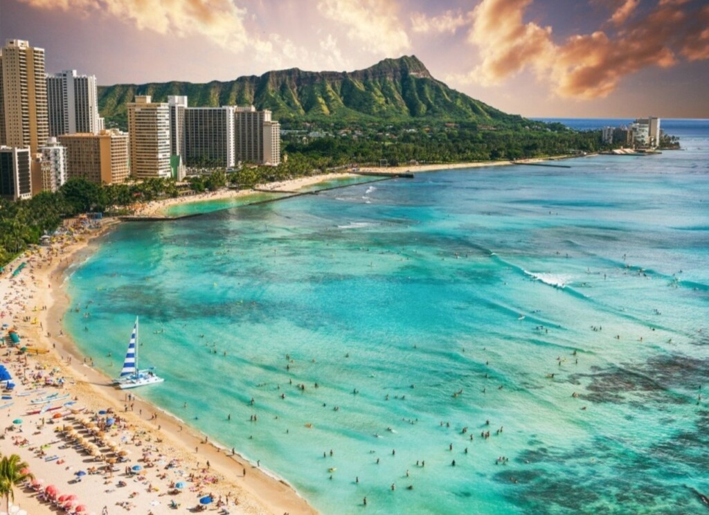 Waikiki Beach and Diamond Head