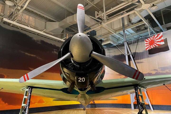 Small Group Arizona Memorial and Pearl Harbor Aviation Museum Tour From Honolulu Airport