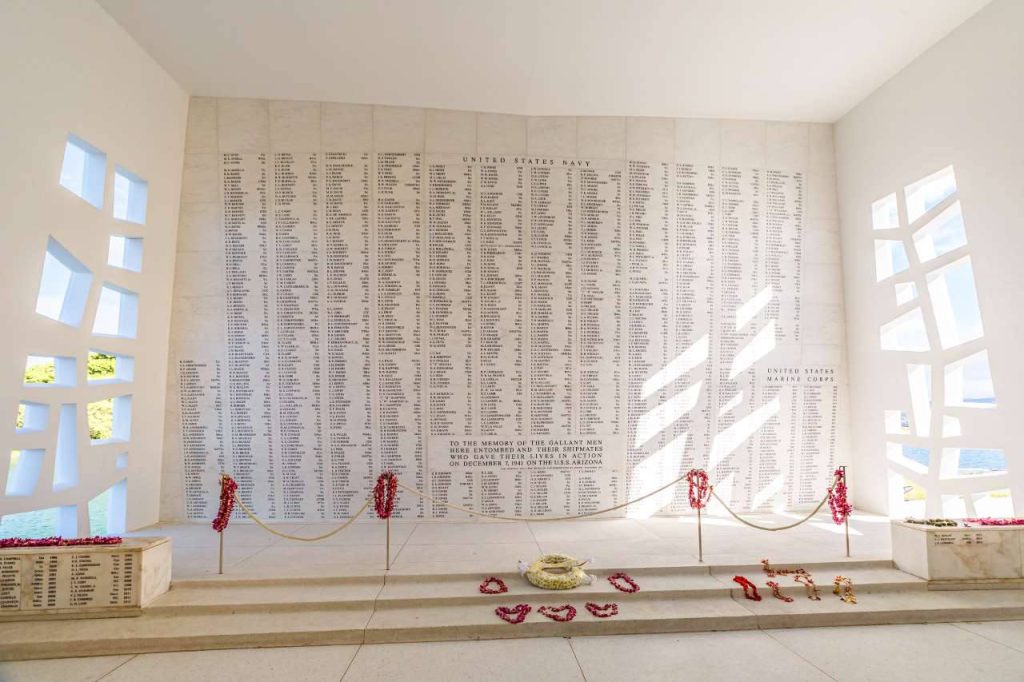 Private USS Arizona Memorial and Short Honolulu City Tour from Hilo